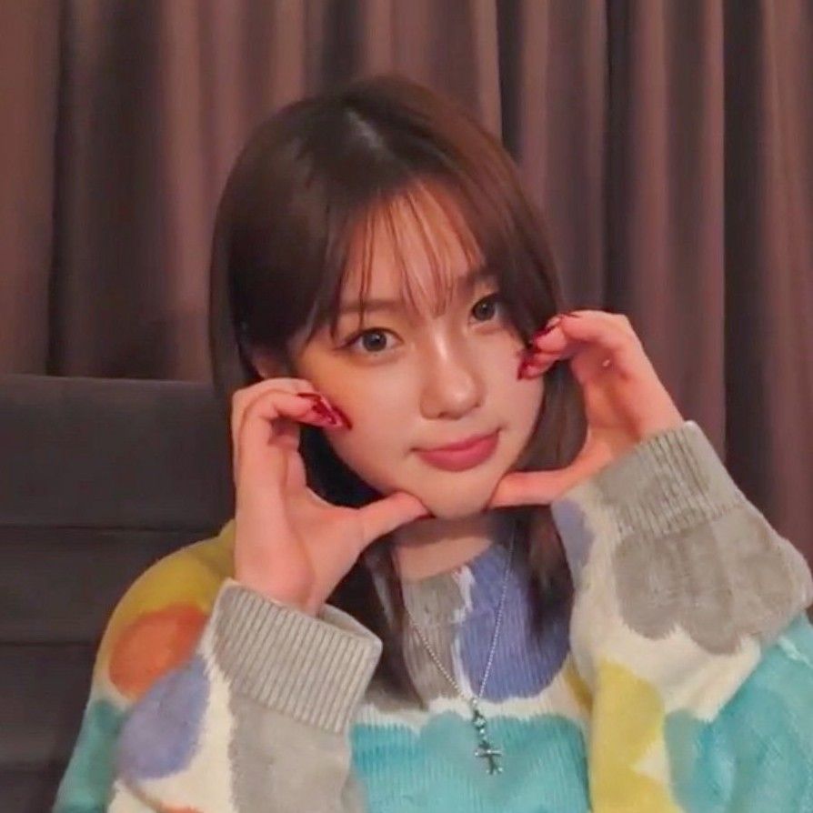 Latest photo of Kim Chaehyun (Kep1er)