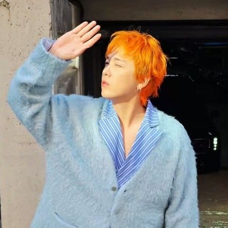 A moment captured by Lee Honggi (FTIsland)'s fan