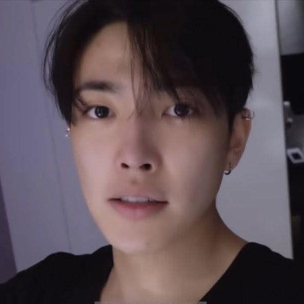A moment captured by Hongjoong (ATEEZ)'s fan