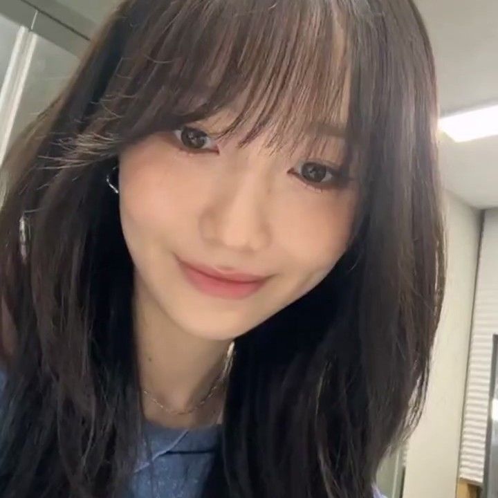 A moment captured by Ryu Sujeong (Lovelyz)'s fan