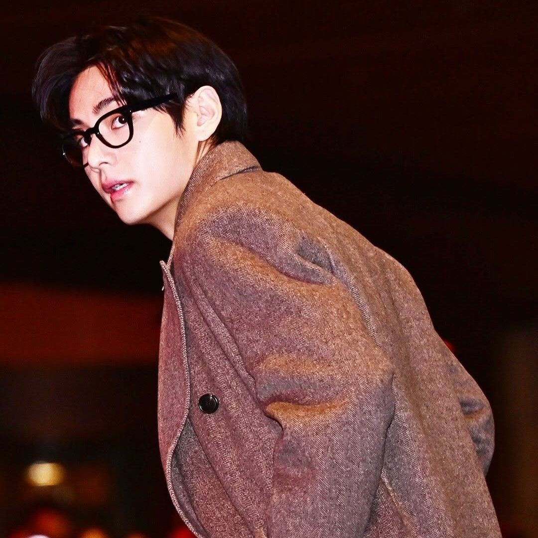 A moment captured by V (BTS)'s fan