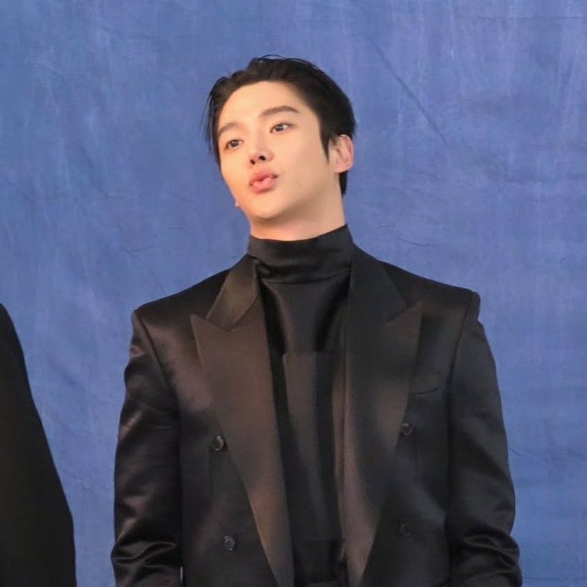 A moment captured by Rowoon's fan