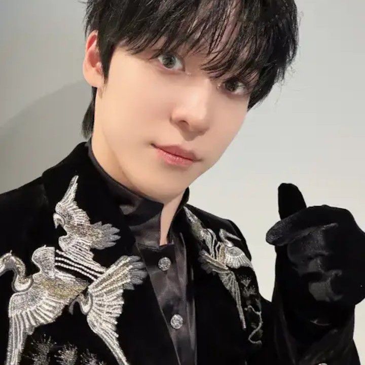 에이티즈 최근 활동샷