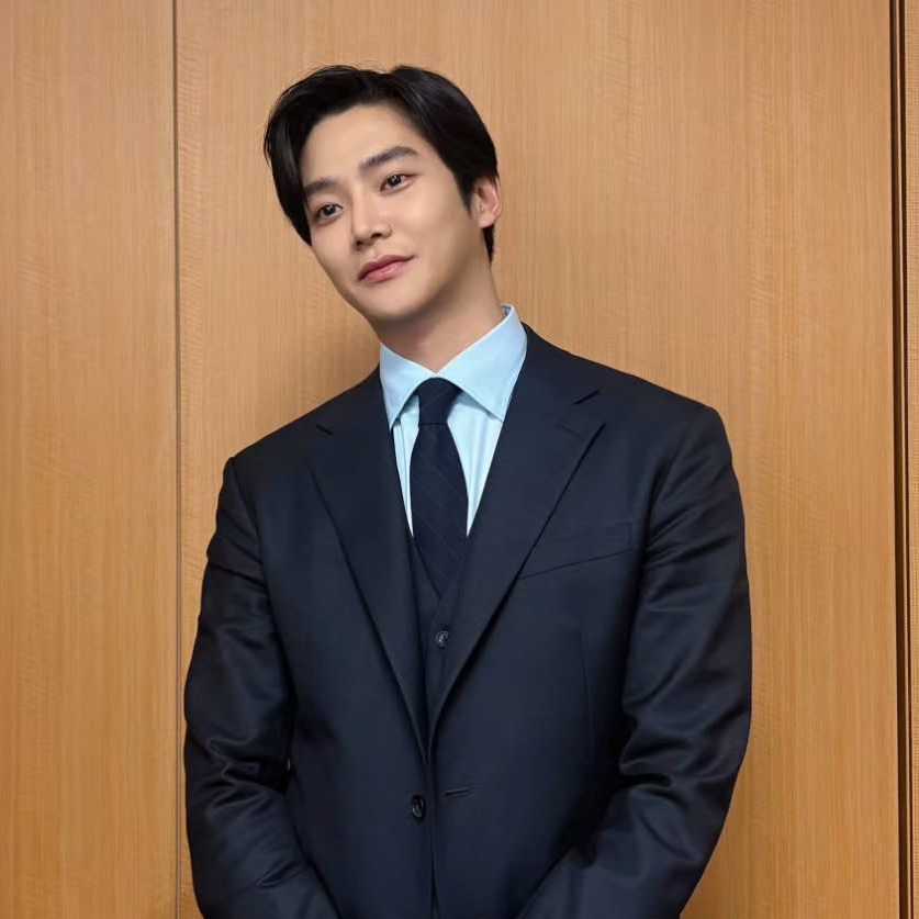 A moment captured by Rowoon's fan