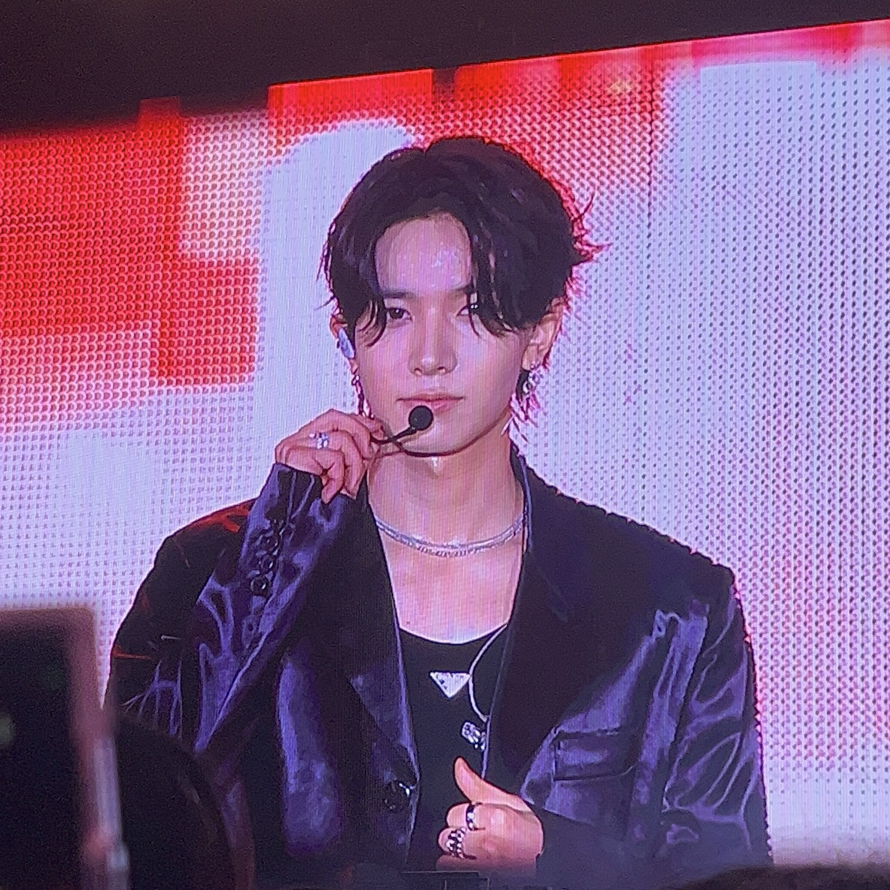 Foto terbaru Heeseung (ENHYPEN)