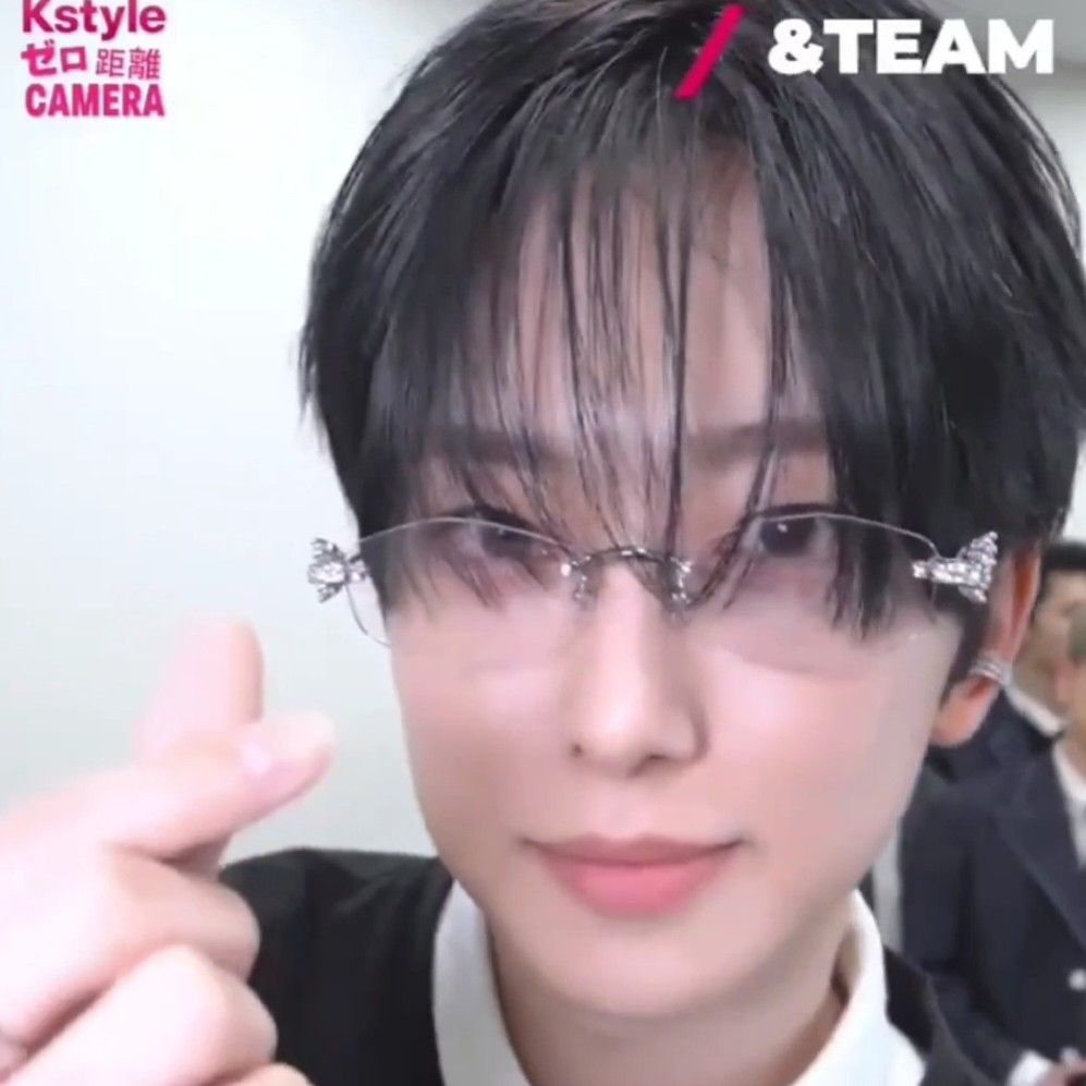 A moment captured by Fuma (&TEAM)'s fan