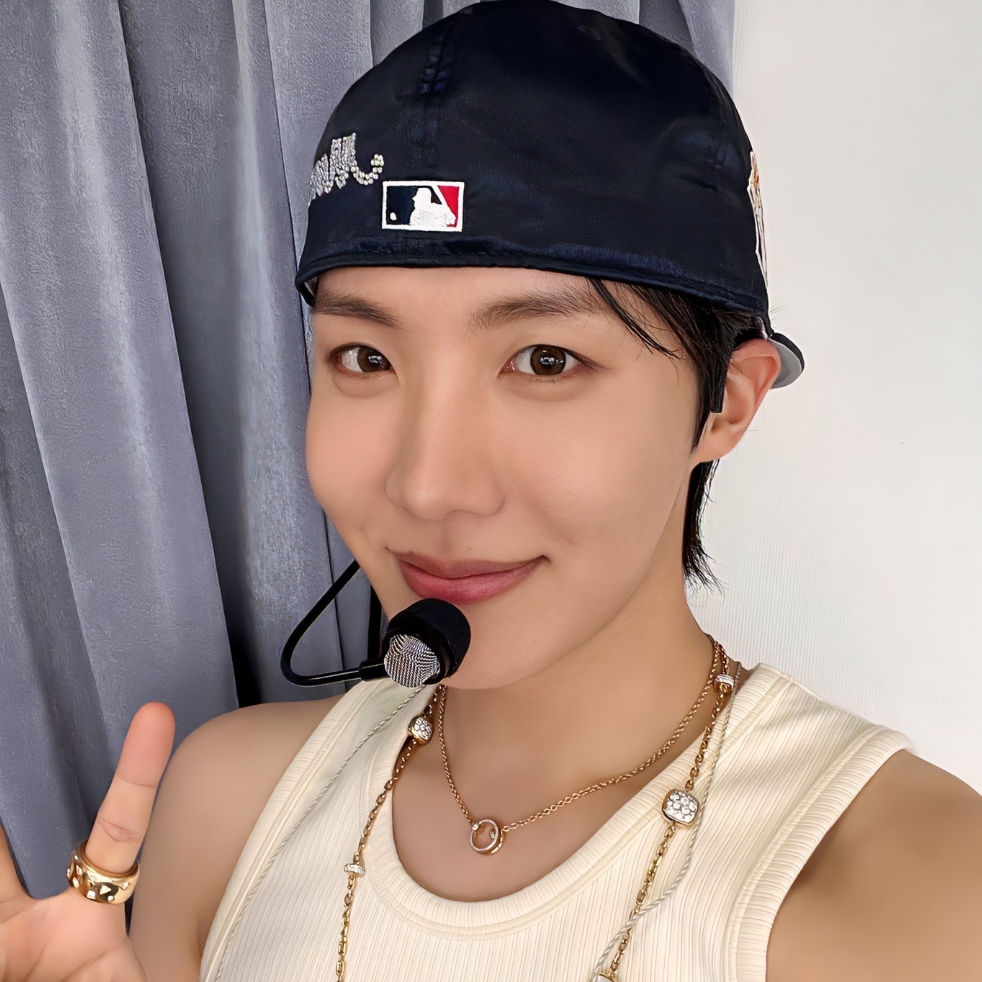 Behind-the-scenes cut of j-hope (BTS)
