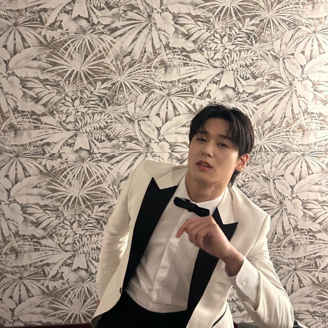 Behind-the-scenes cut of Juyeon (THE BOYZ)