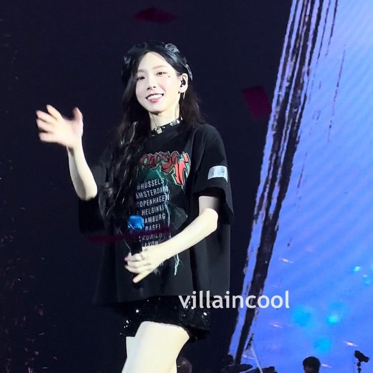 Latest photo of Taeyeon (Girls' Generation)