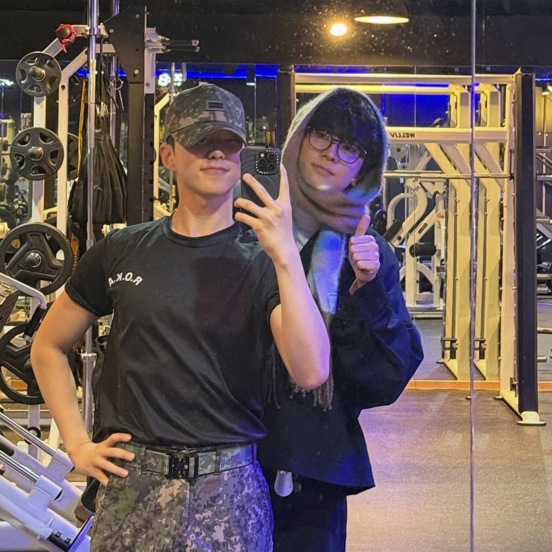 Foto terbaru SEVENTEEN