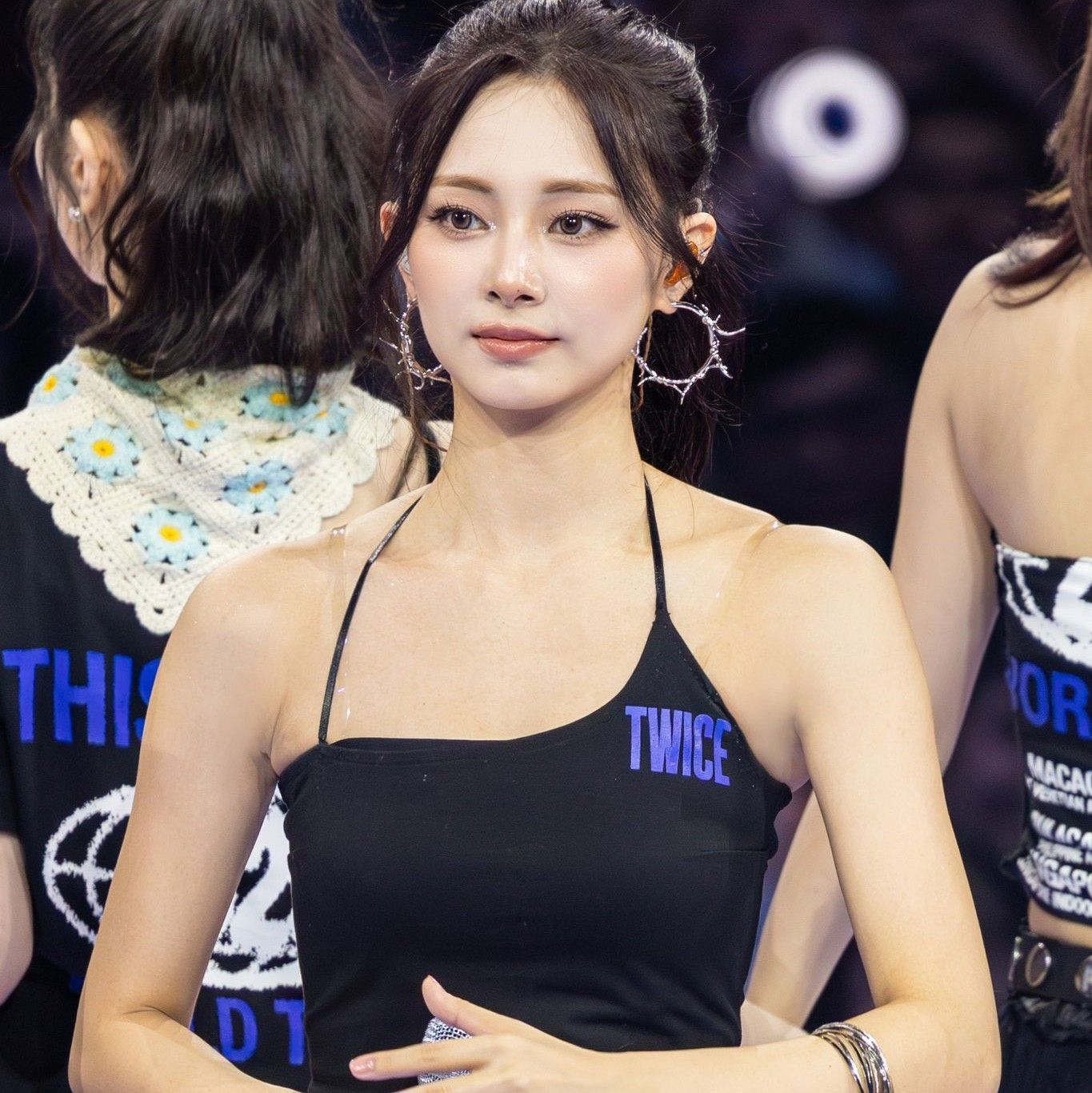 Foto aktivitas terbaru Tzuyu (TWICE)