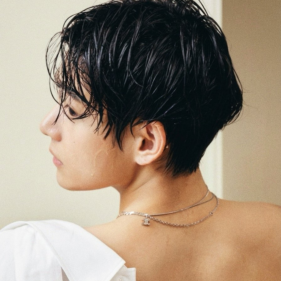 Recent activity shot of V (BTS)