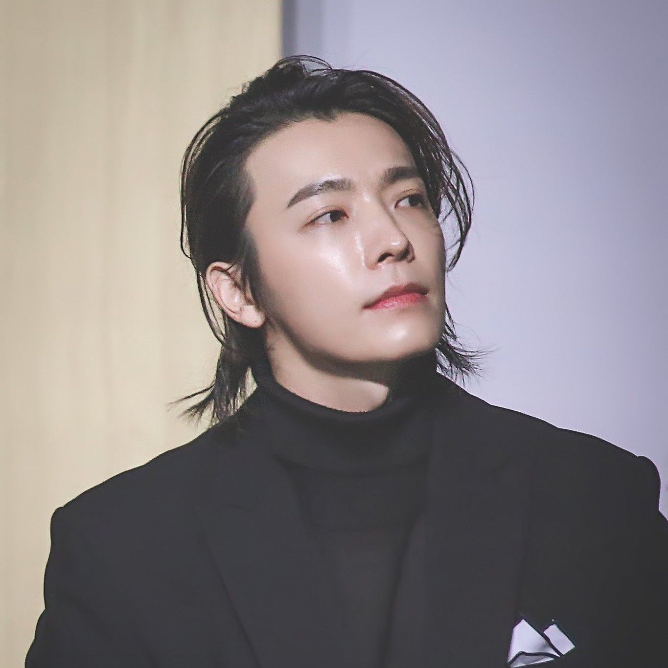 Latest photo of Donghae (Super Junior)