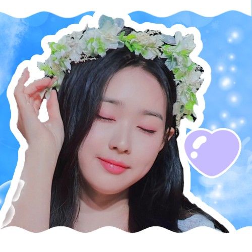 Latest photo of Kim Soomin (tripleS)