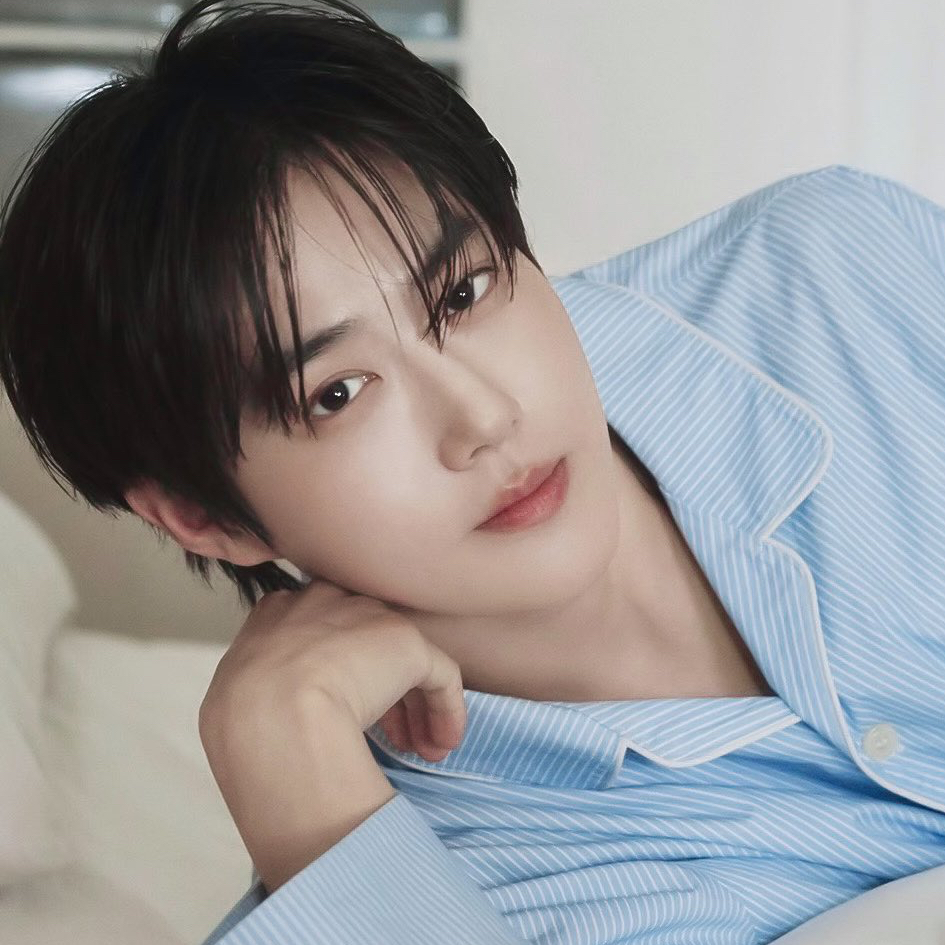 Recent activity shot of Suho (EXO)