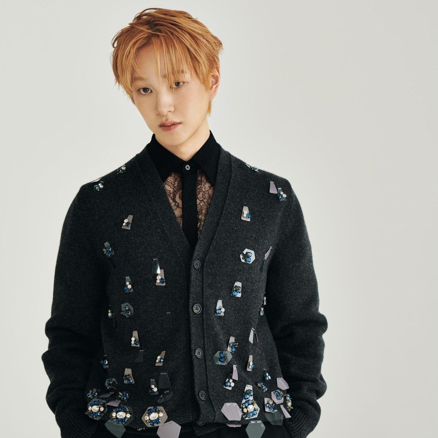 Behind-the-scenes cut of Onew (SHINee)