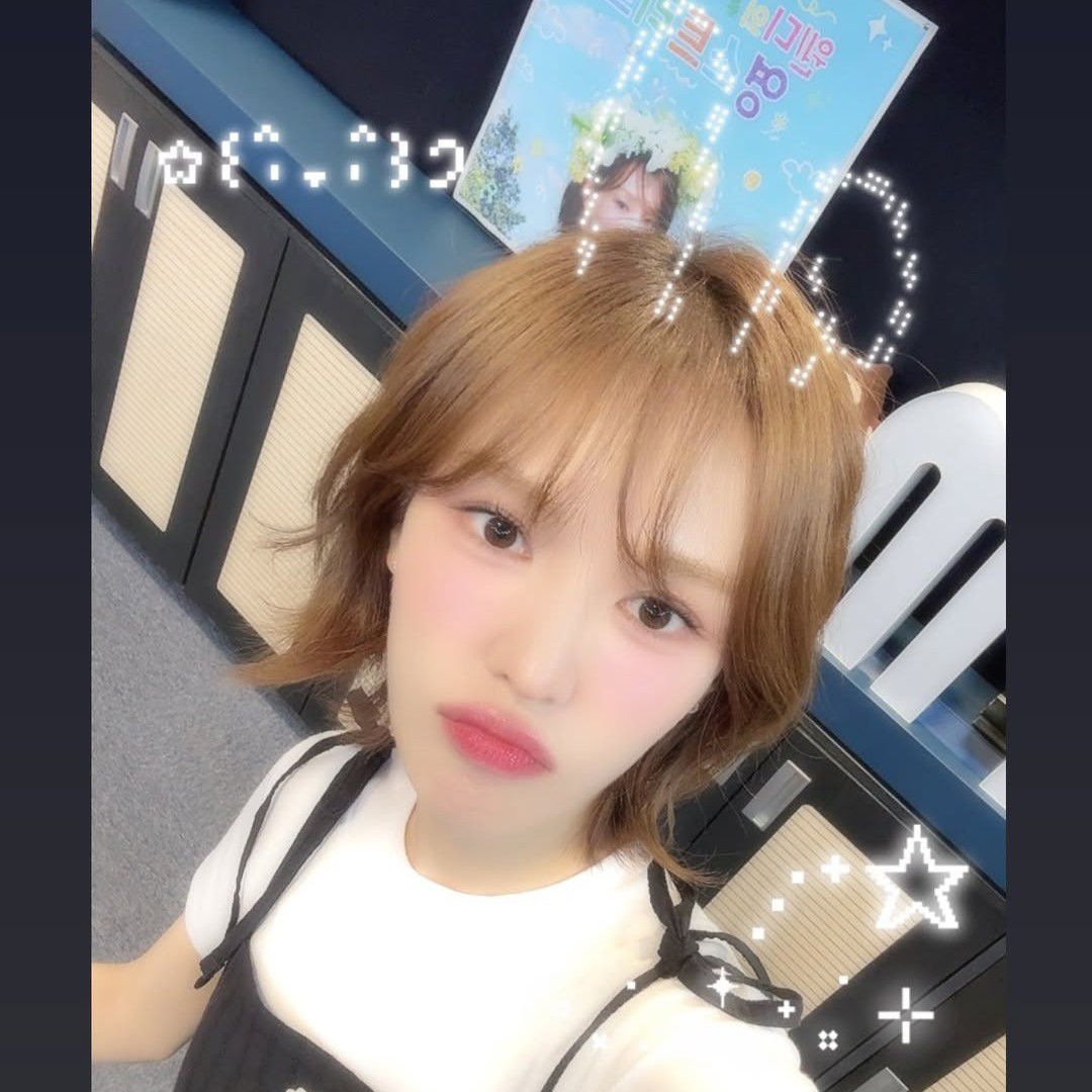 Behind-the-scenes cut of Wendy (Red Velvet)