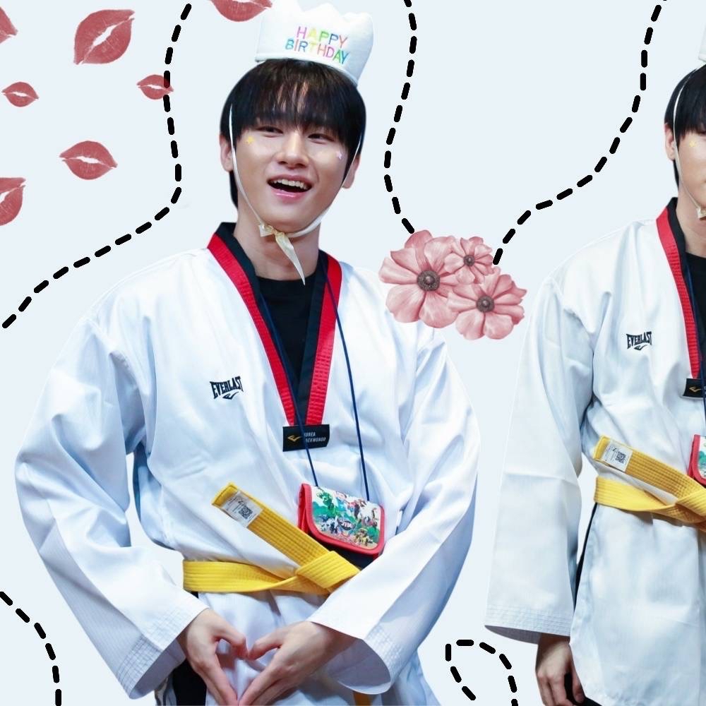 Foto aktivitas terbaru MONSTA X