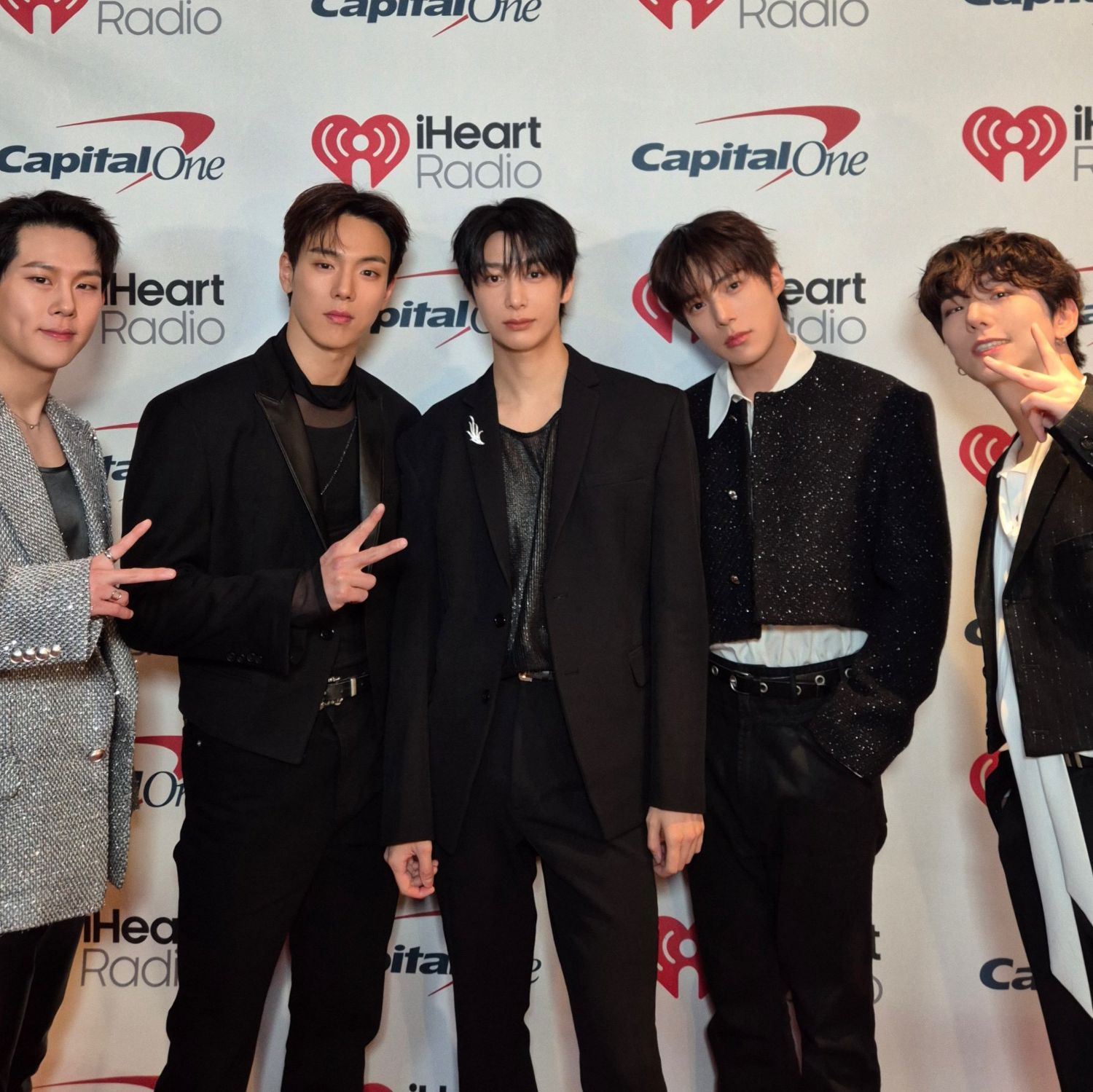 Behind-the-scenes cut of MONSTA X