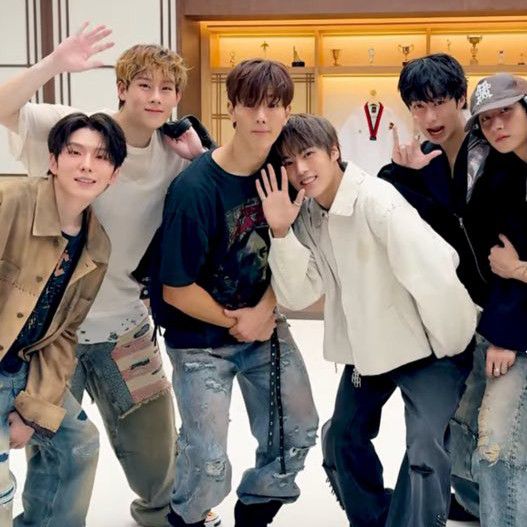Latest photo of MONSTA X