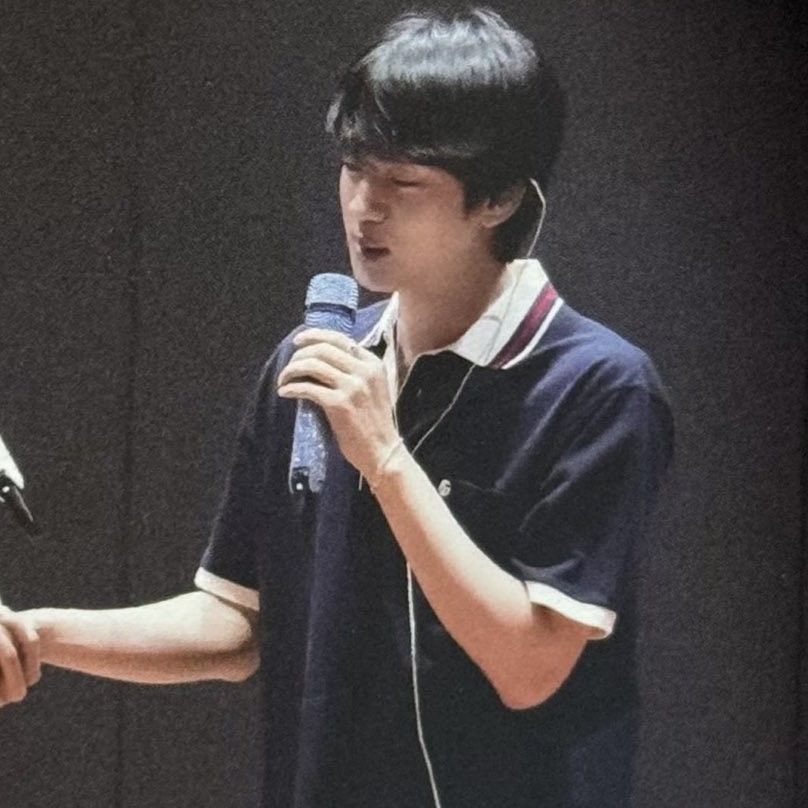 Foto terbaru Jin (BTS)