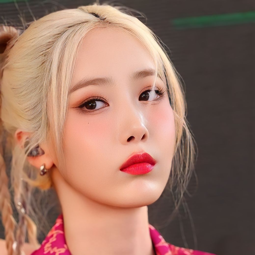 Latest photo of VIVIZ