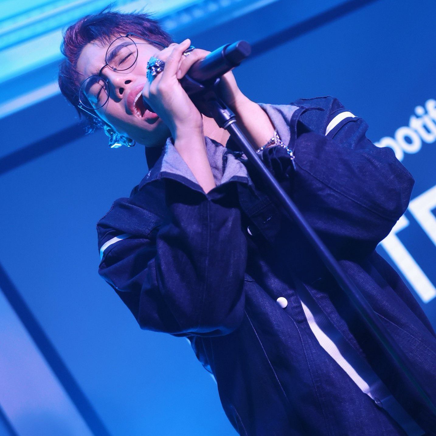 A moment captured by Stell (SB19)'s fan