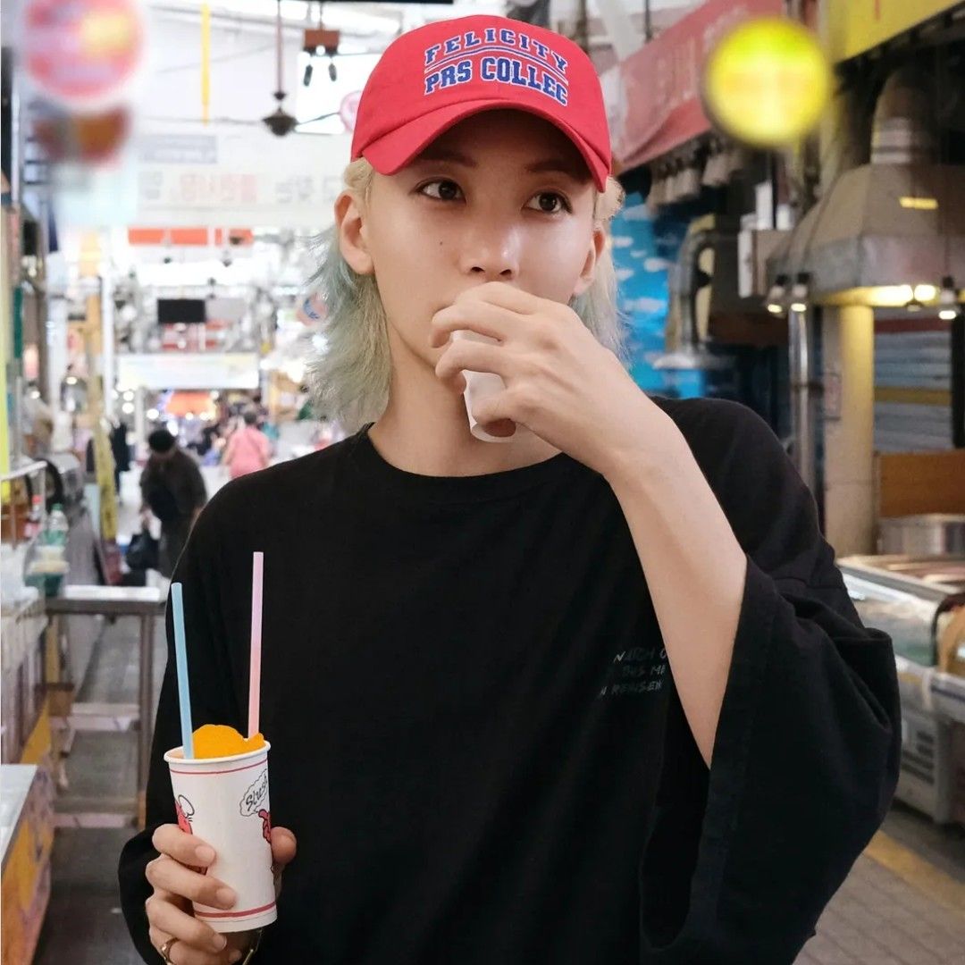 Latest photo of Jeonghan (SEVENTEEN)