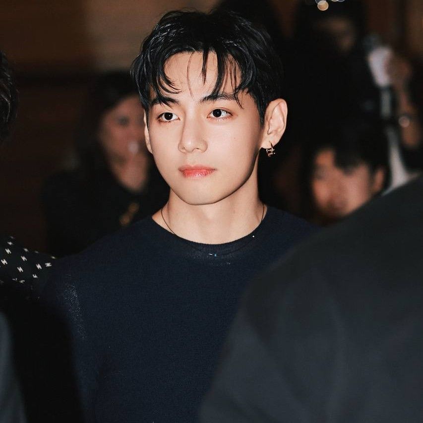 Recent activity shot of V (BTS)