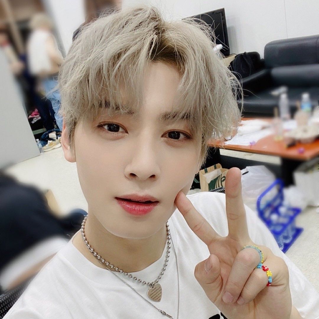 Behind-the-scenes cut of Eunwoo (ASTRO)