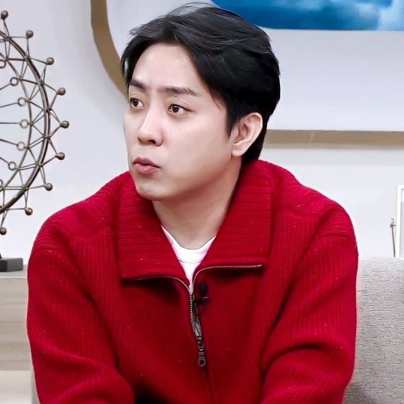 Recent activity shot of Eun Jiwon (SECHSKIES)