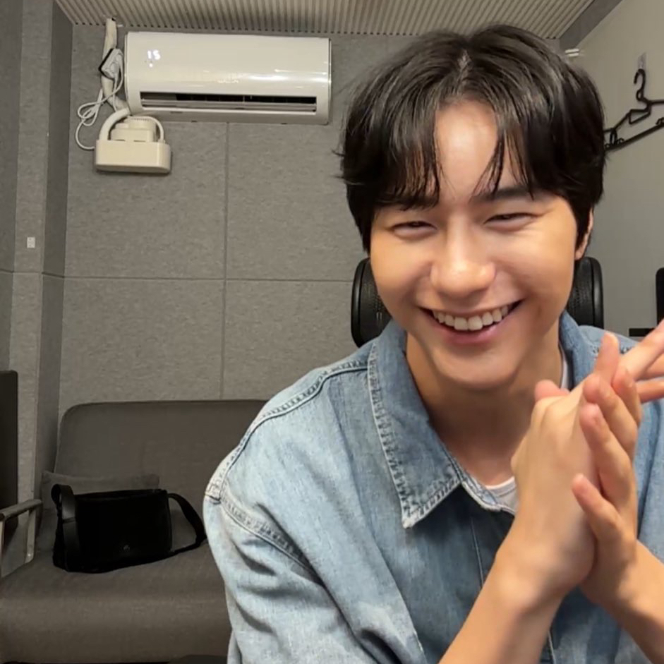 Latest photo of Kang Seungsik (VICTON)