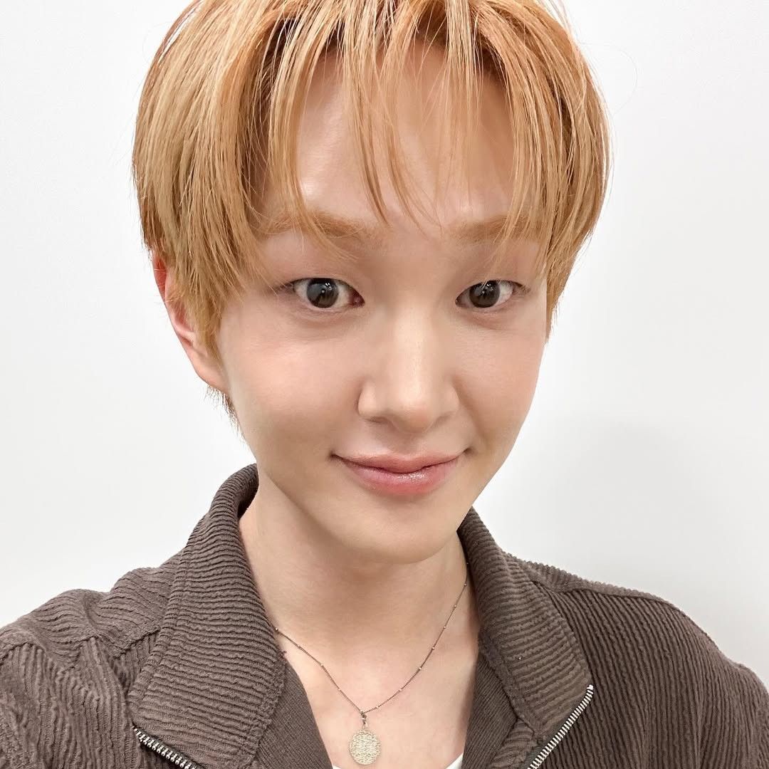 Recent activity shot of Onew (SHINee)
