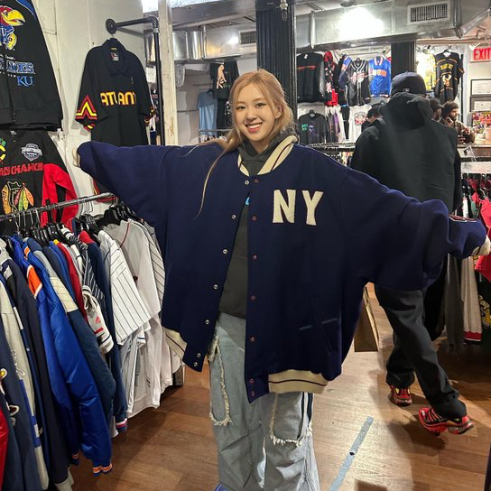 로제 (BLACKPINK)의 최신 사진