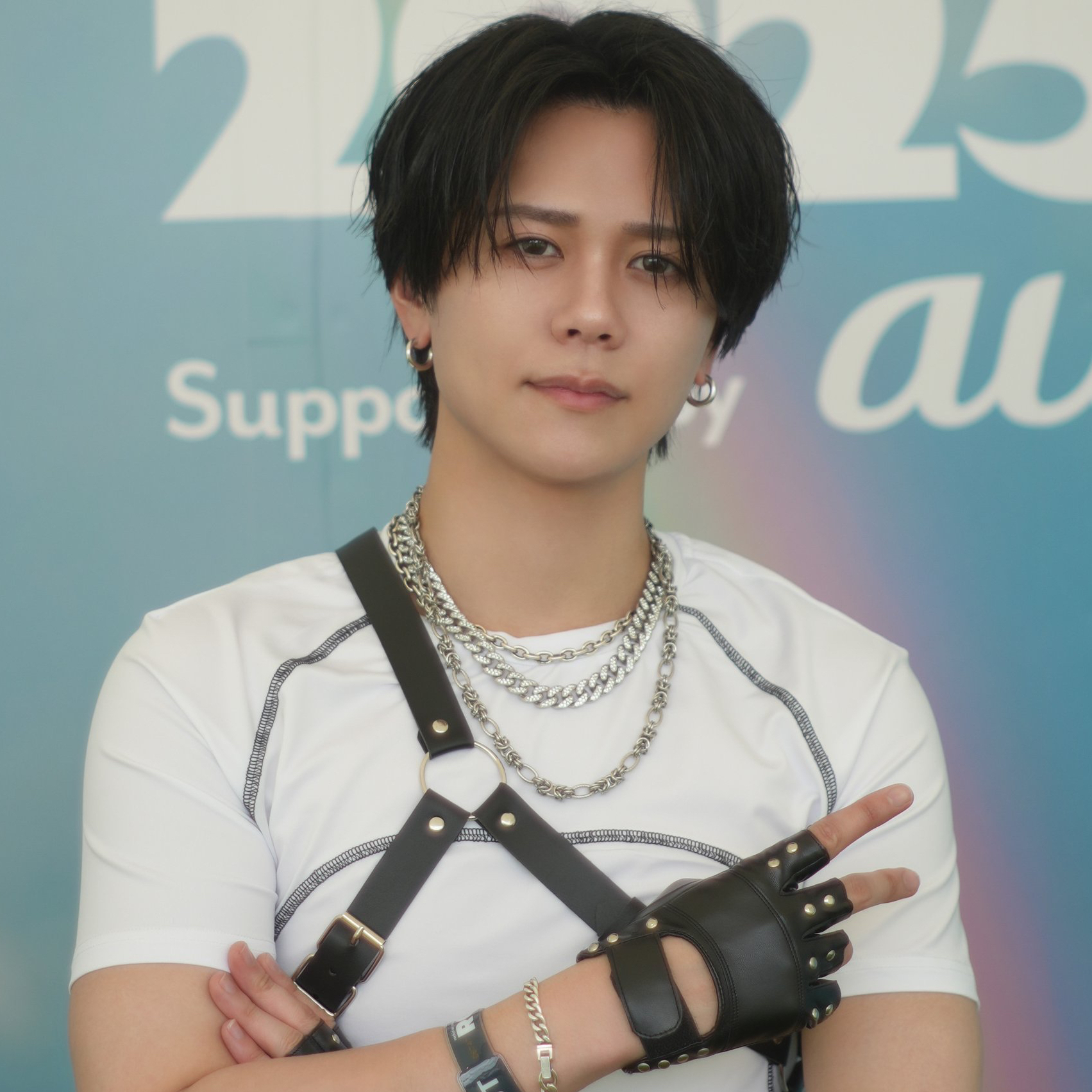 藤牧京介 (INI)的最新照片