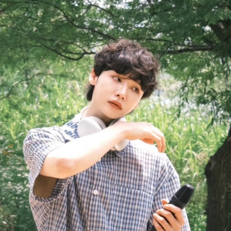 Behind-the-scenes cut of Jeon Woong (AB6IX)