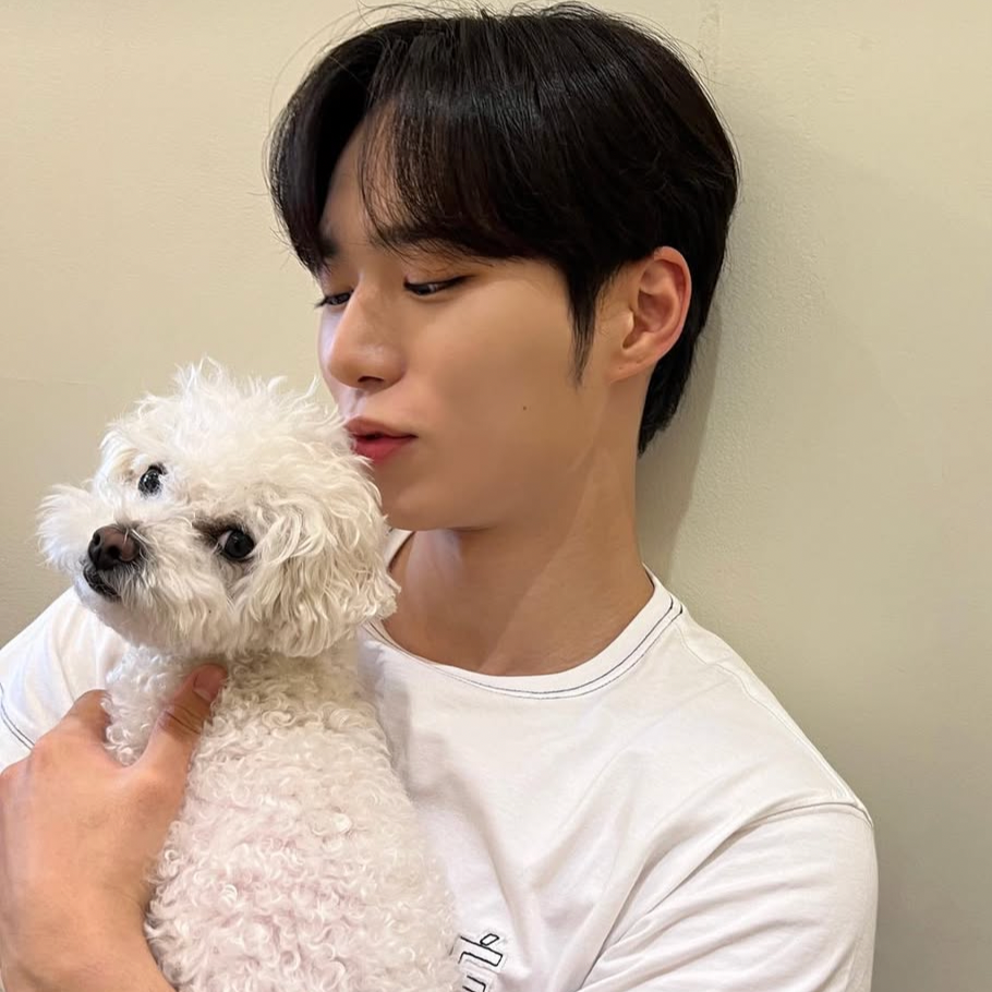 A moment captured by Kim Junseo (ALPHA DRIVE ONE)'s fan