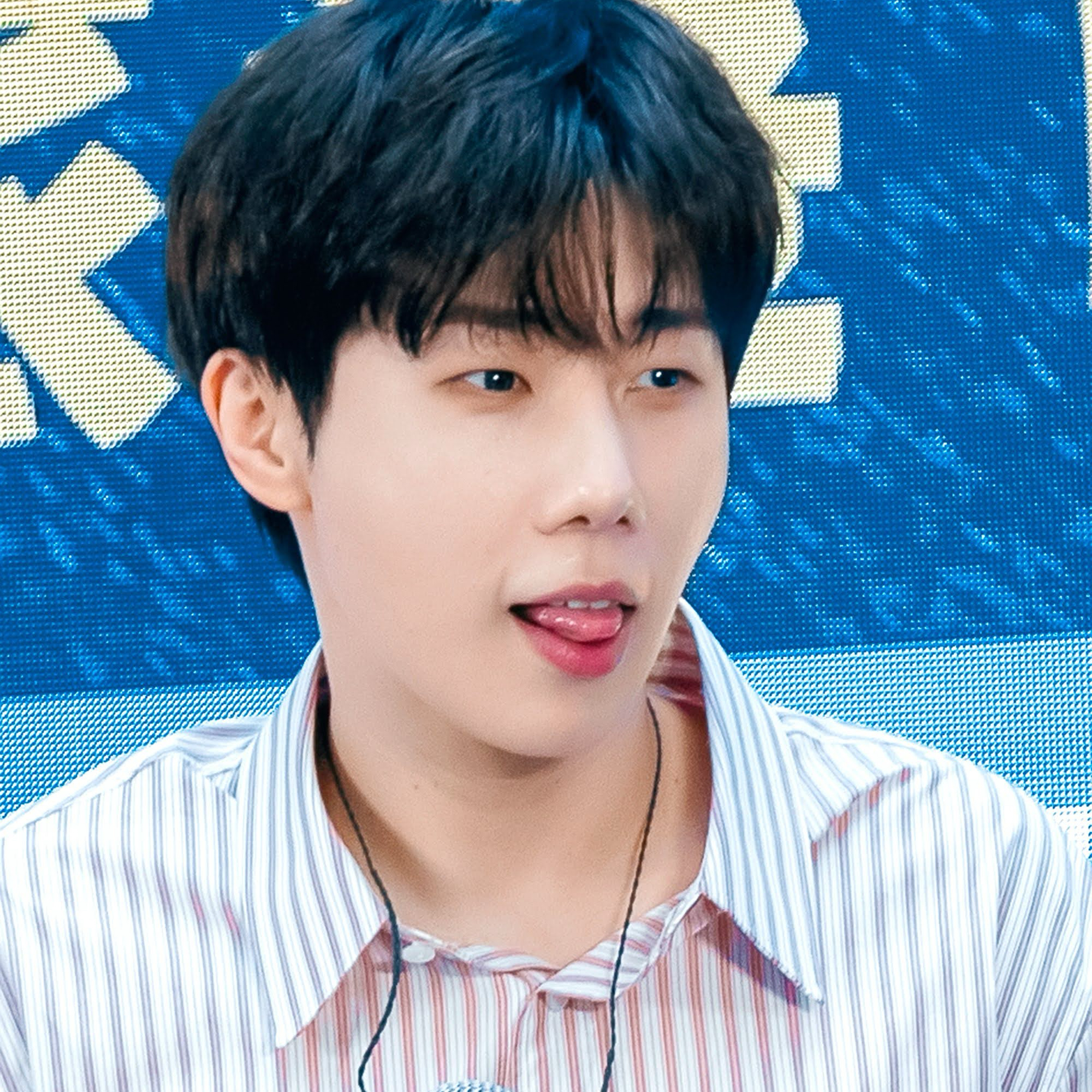 A moment captured by Sungkyu (INFINITE)'s fan