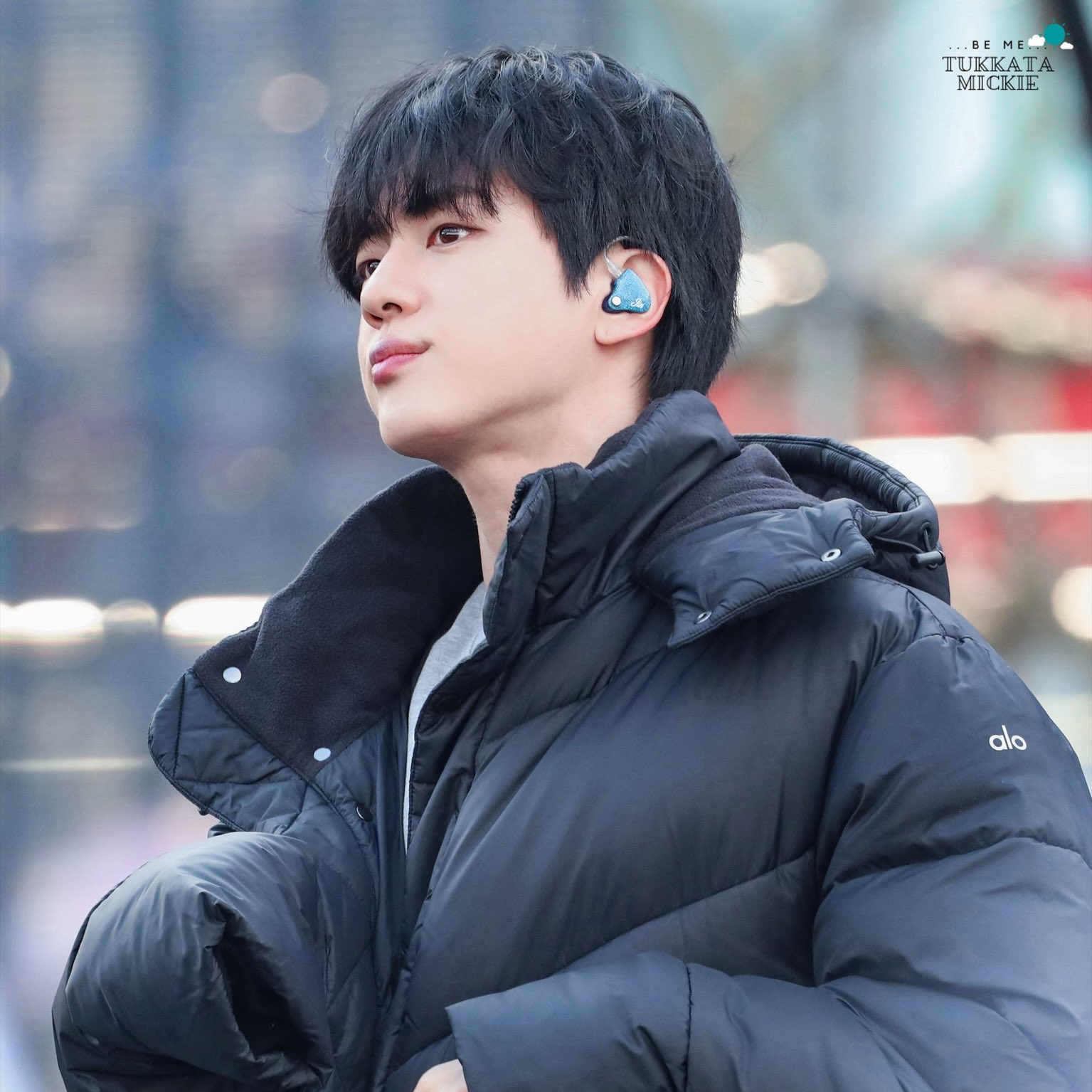 진 (방탄소년단)의 최신 사진