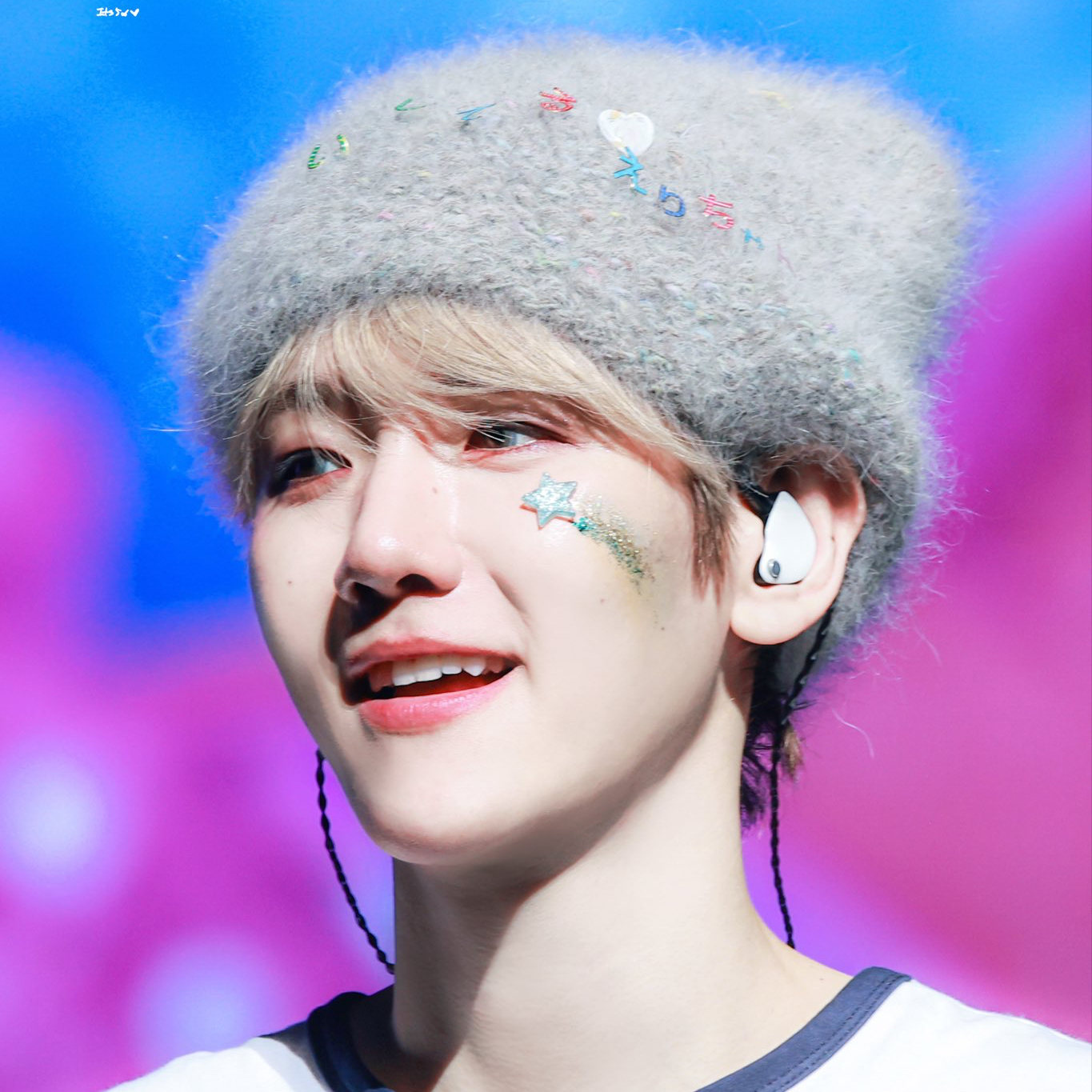 백현 (EXO)의 최신 사진