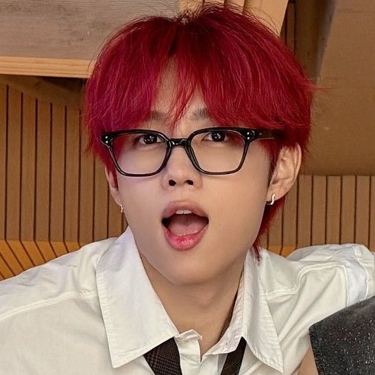 ソヌ (THE BOYZ)の舞台裏ショット