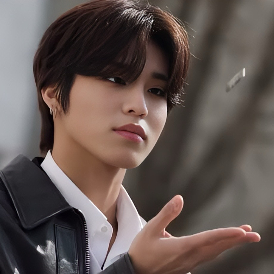 Behind-the-scenes cut of Park Jeongwoo (TREASURE)