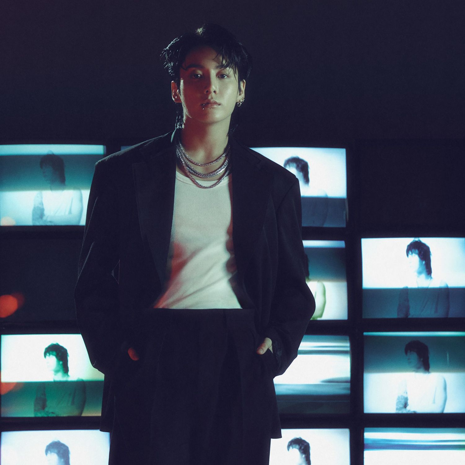 Foto aktivitas terbaru Jungkook (BTS)