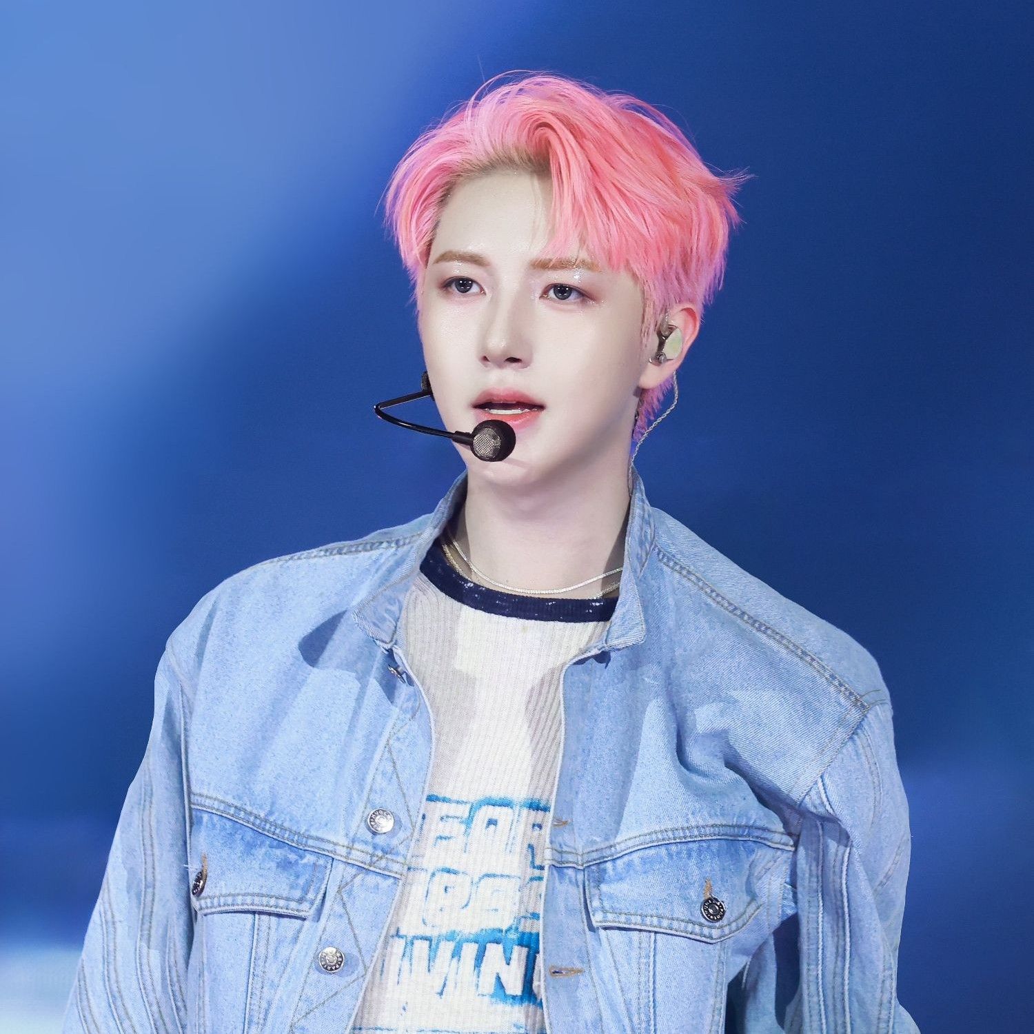 Behind-the-scenes cut of Renjun (NCT DREAM)