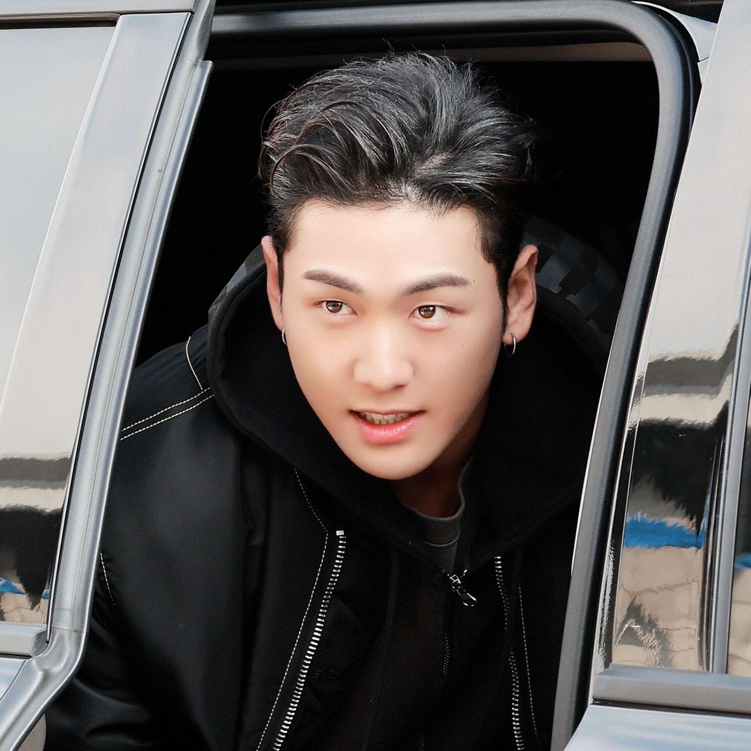 Latest photo of Baekho