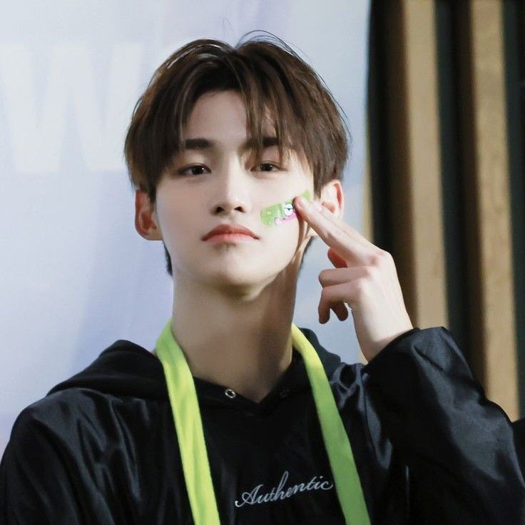 Behind-the-scenes cut of Jihoon (TWS)