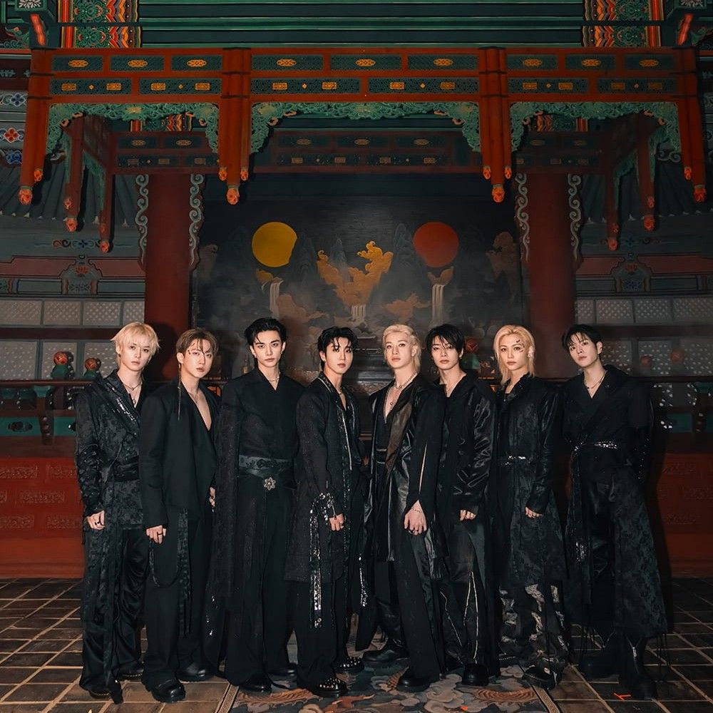 Latest photo of Stray Kids