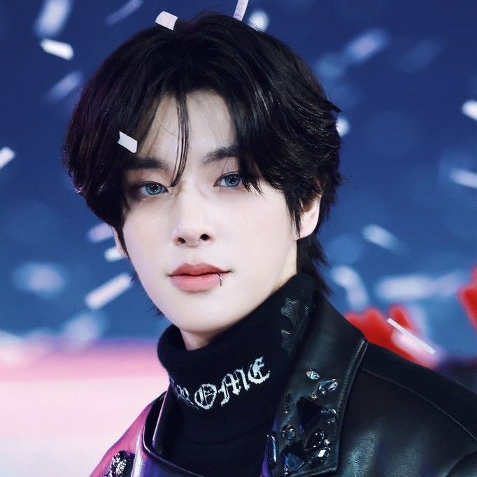 Latest photo of Jake (ENHYPEN)