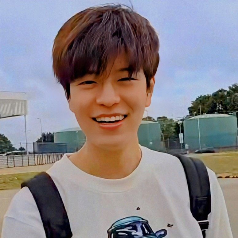 A moment captured by Seungmin (Stray Kids)'s fan