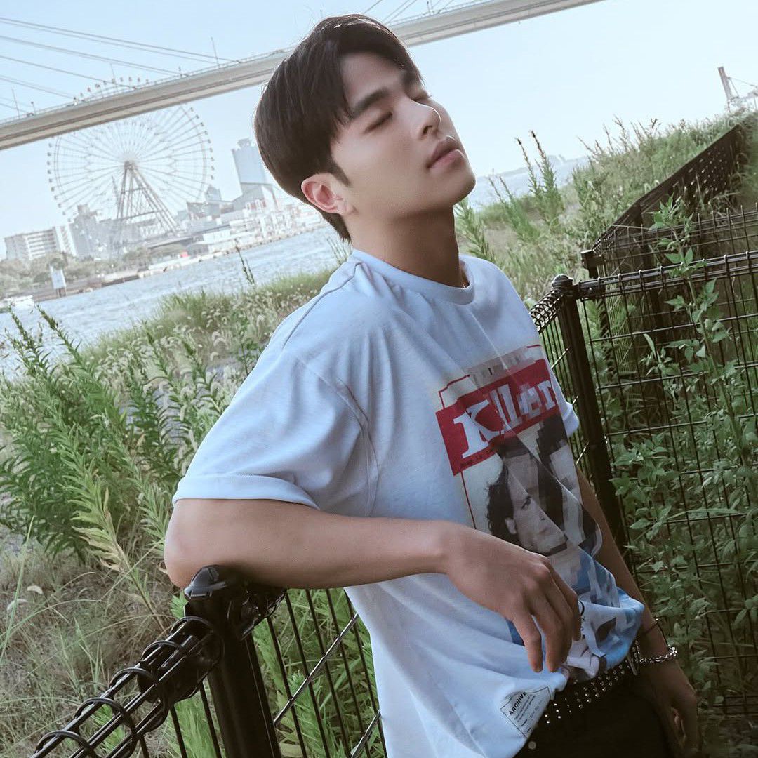 A moment captured by JU-NE (iKON)'s fan